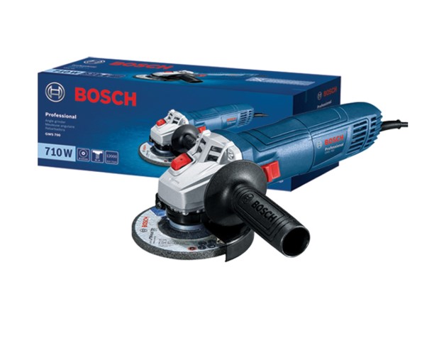 Bosch GWS 700 Professional Angle Grinder – Compact Electric Grinder for Cutting, Grinding, and Polishing Metal in Workshop and Construction Applications